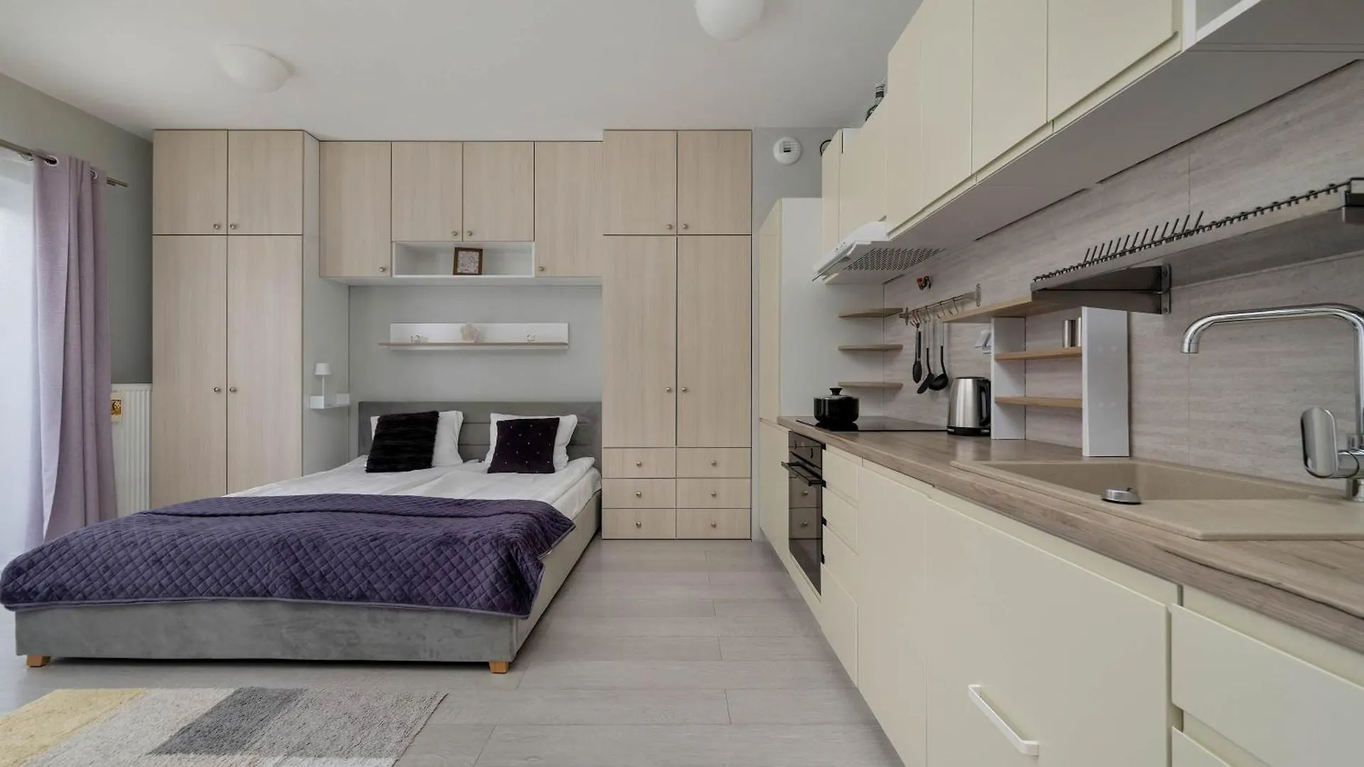 Charming Studio With Balcony In Wroclaw'S Nadodrze By Noclegi Renters شقة